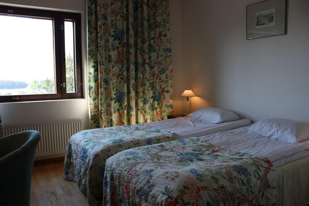 Summer Hotel Tott ซาวอนลินนา ภายนอก รูปภาพ